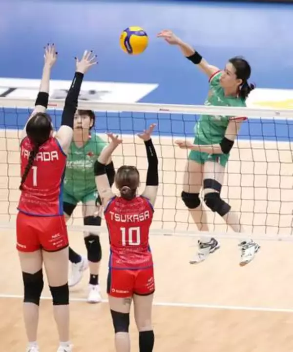 バレー大阪MがNEC川崎に先勝　SVリーグ女子PO準決勝