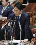 「小泉防衛相、報告体制見直す　自民党大会での自衛官歌唱巡り」の画像1