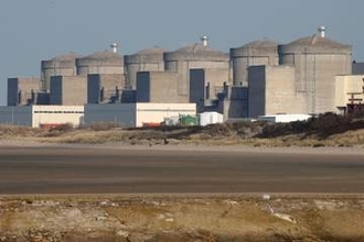 クラゲ大量発生で原発停止　フランス北部、ポンプに流入