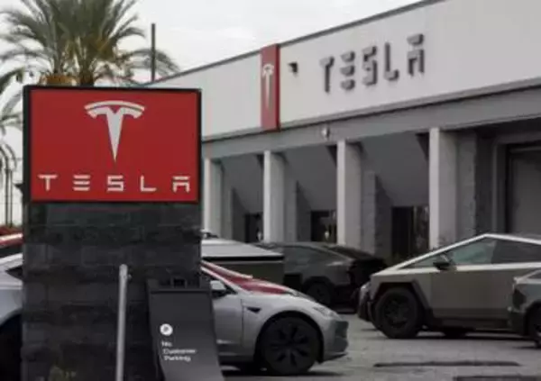 米テスラ7～9月期、56％減益　AI投資重荷、EV販売は堅調