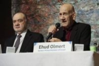 トラウマ乗り越え和平を　イスラエル元首相ら訴え