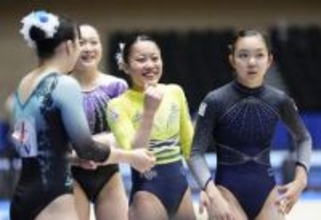 15歳の西山実沙が女子予選首位　全日本体操が開幕