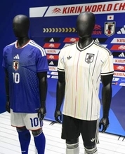 W杯日本代表、ユニホーム絶好調　売り上げ、白のアウェー用29倍