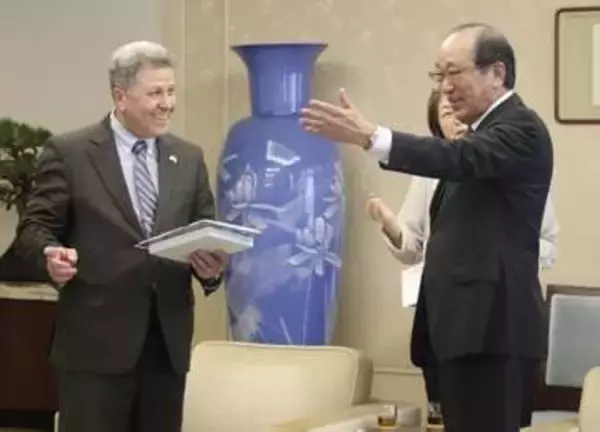 シリア関係者「友好関係発展を」　広島訪問、市長と面会