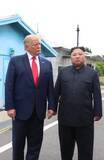「金正恩氏との写真を投稿　トランプ氏「とても仲良し」」の画像1