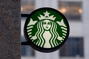 スタバ、チポトレ買収せず　「改革実行に全力注ぐ」