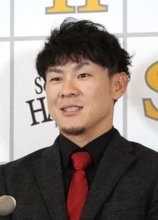 ソフトバンク牧原大は1.5億円　育成出身初の首位打者