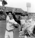 「＜あのころ＞山田、福本が引退試合　37年前の3月12日」の画像1