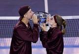 「ムホバ、メンシク組が優勝　全米テニス混合ダブルス」の画像1