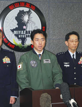 新田原でF35B訓練を視察　防衛相、「地元にご負担」