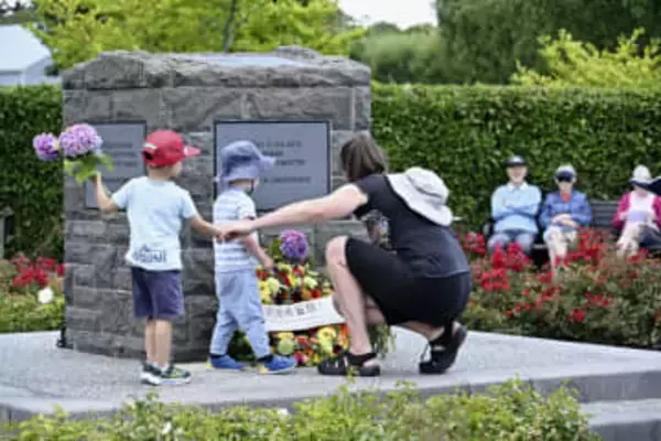 NZ地震15年、市民追悼式　遺族、友情の大切さ伝える