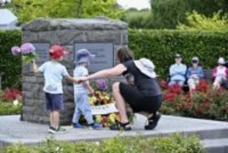 NZ地震15年、市民追悼式　遺族、友情の大切さ伝える