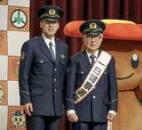 「一日署長、94歳はつらつと　大村崑さん交通安全訴え」の画像1