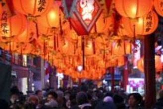 冬の長崎彩る1万5千の光　ランタンフェス、23日まで