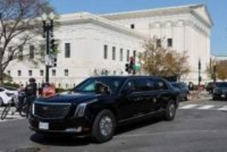 米国籍、出生地主義は「愚か」　トランプ氏、最高裁傍聴で圧力