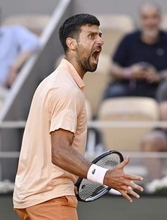ジョコビッチ、ズベレフ3回戦へ　女子はルバキナが敗れる波乱
