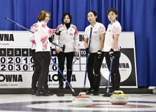 カーリング女子、決定戦で雪辱へ　最終戦ノルウェーに惜敗