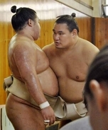 豊昇龍「右膝だいぶ良くなった」　11日までに秋場所出場を判断