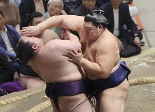 大の里、琴桜が1敗で首位　霧島5勝目、熱海富士は2敗