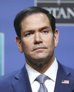クアッド首脳会合「来月」　米国務長官、フィリピンで