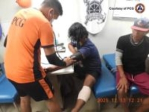 中国放水でフィリピン漁船損壊　南シナ海で2隻、3人が軽傷