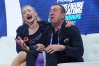 グレンがV3、リュウは2位　全米フィギュア女子