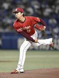 「中4―10楽（13日）　荘司が7回3失点の好投」の画像1