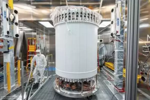 暗黒物質、兆候を観測か　宇宙の謎迫る国際チーム