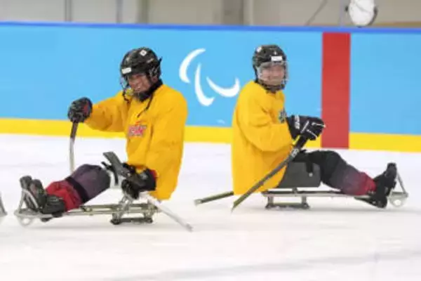 アイスホッケー伊藤「楽しみ」　パラリンピック、7日初戦