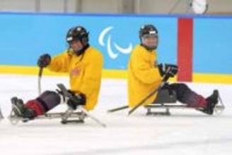 アイスホッケー伊藤「楽しみ」　パラリンピック、7日初戦