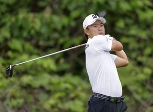 木下稜介が62で単独首位　男子ゴルフ第1日