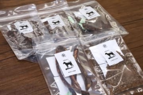 岐阜のジビエ店が犬用おやつ販売
