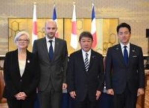 日フランス、自由な太平洋へ結束　2プラス2、防衛協力強化で一致