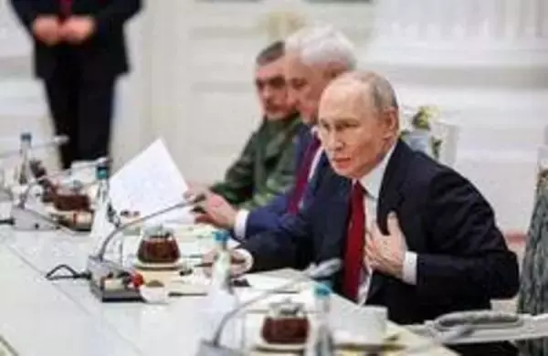 ロシア、ウクライナへ報復強化　プーチン氏、経済の打撃認める