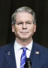 米代替関税、今週にも15％　財務長官が引き上げ方針