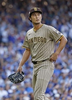 ダルビッシュ、制限リスト入り　右肘手術で今季全休見込み