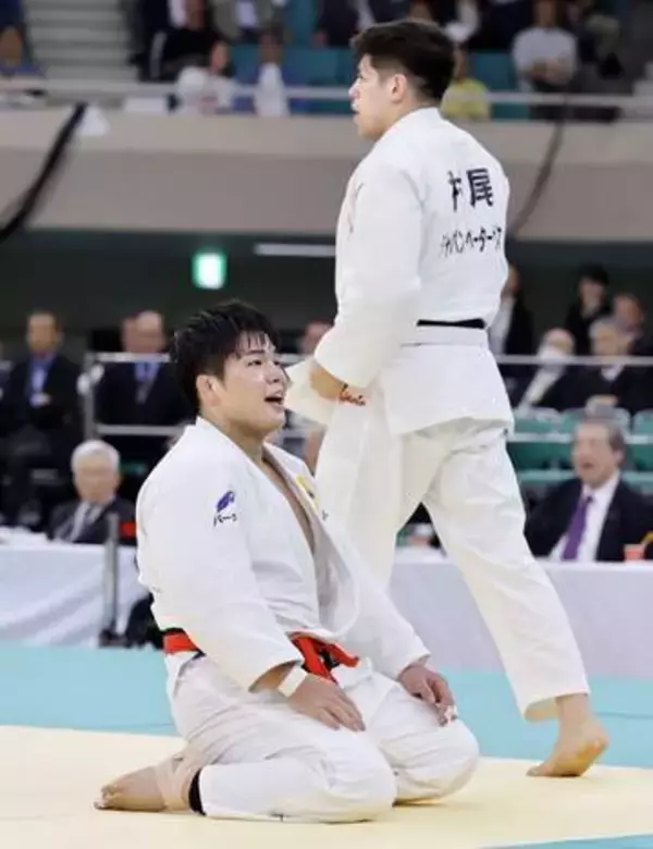 90キロ級の田嶋が柔道日本一　全日本選手権、村尾を破る