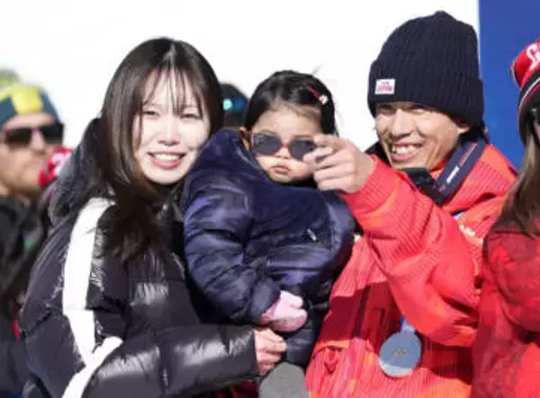 堀島、元選手の妻の支えに感謝　モーグルで2個のメダル獲得