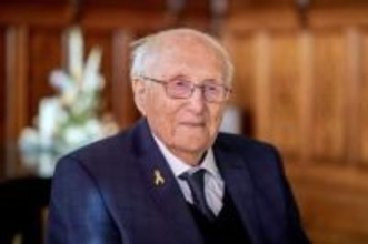 独、ユダヤ人虐殺の生還者が死去　収容所の経験語り継ぐ、101歳