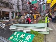 台湾、台風で負傷者500人超　停電27万戸、死者1人