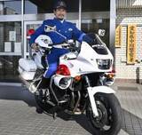 「元中日祖父江さん一日白バイ大使　名古屋の母校で安全運転呼びかけ」の画像1