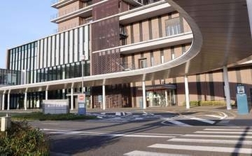 愛知の死亡男性は41歳イラン人　病院敷地内で発見、全身に傷