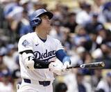 「大谷5号、2戦連続先頭アーチ　佐々木2敗目、岡本無安打」の画像1