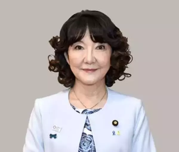 片山財務相「果断に行動する」　ドル売り市場介入を改めて示唆