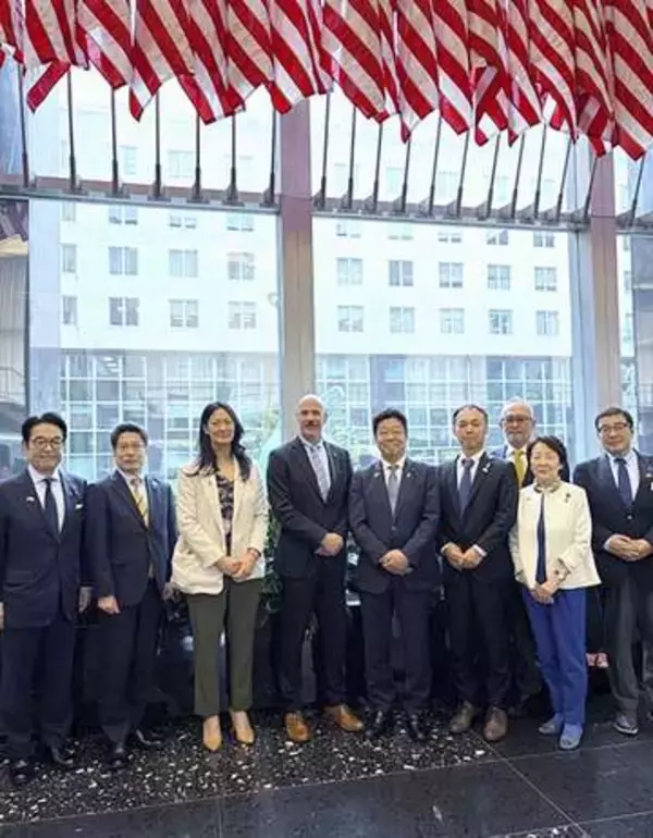 米国高官、拉致被害者家族と面会　「再会まで日本と連帯」