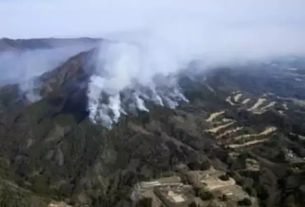 山梨火災、避難指示全解除　消火活動続く