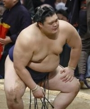 横綱大の里が休場　初日から3連敗