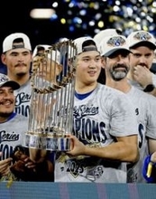 「大谷は歴史的な領域に突入」　MVP選出、公式サイト