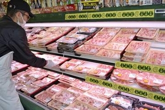 豚も鶏も…食肉値上がり家計圧迫　円安や飼料高、続く可能性