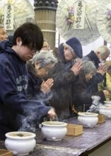 東京大空襲81年、慰霊堂で法要　惨禍の記憶、継承に課題